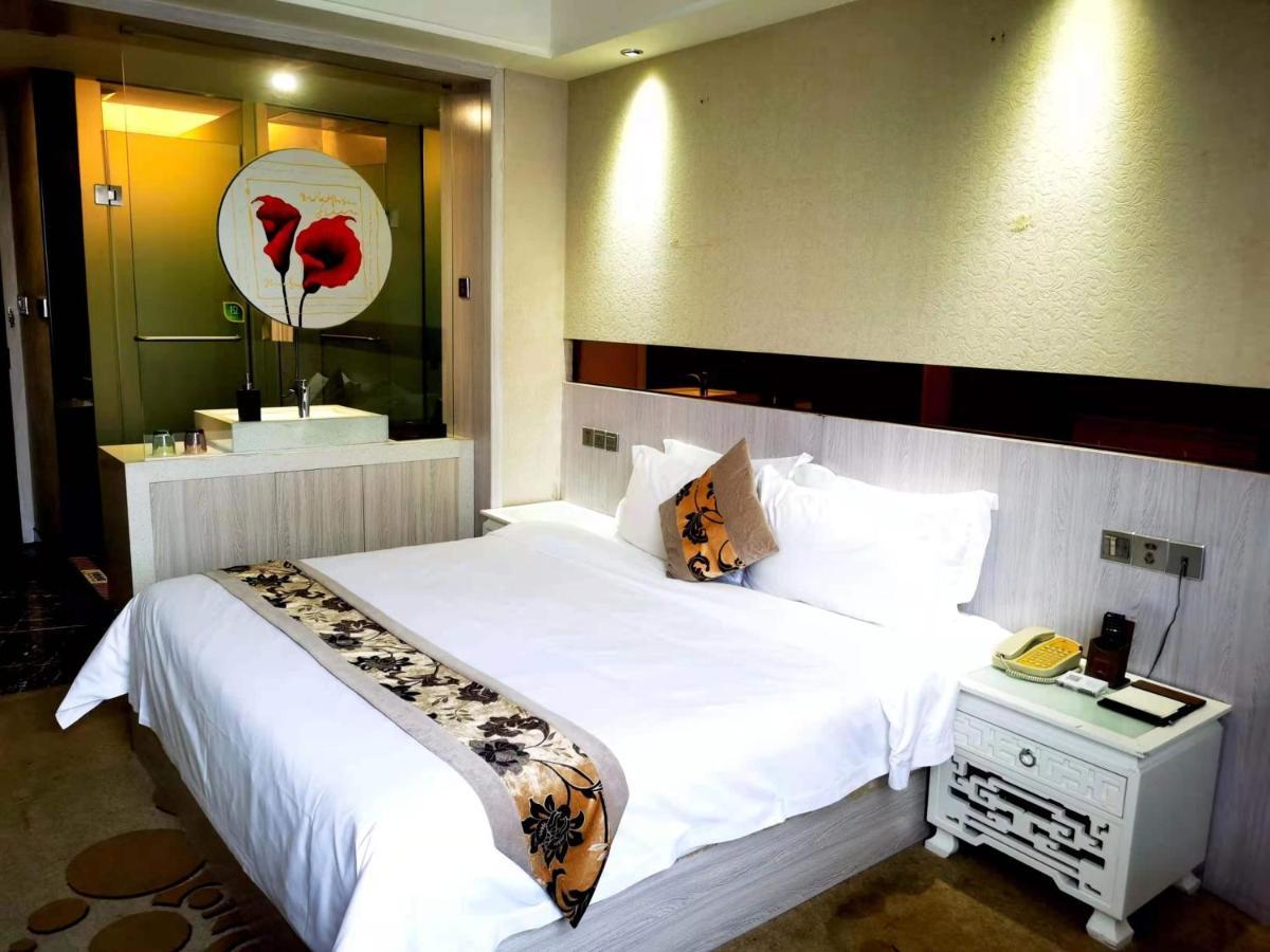 Paco Hotel Tianhe Coach Terminal Metro Satation Guangzhou-Free Shuttle Bus For Canton Fair Exterior photo