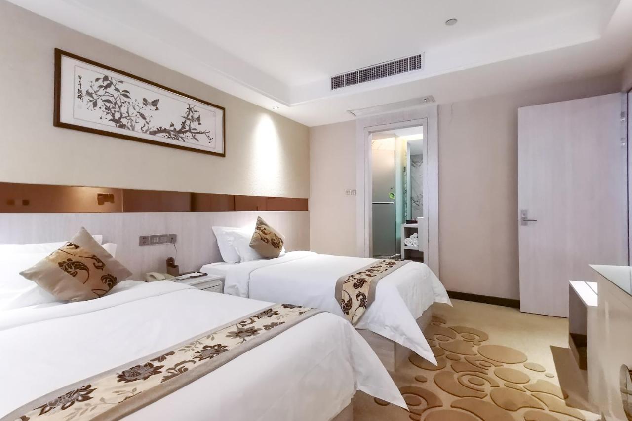 Paco Hotel Tianhe Coach Terminal Metro Satation Guangzhou-Free Shuttle Bus For Canton Fair Exterior photo